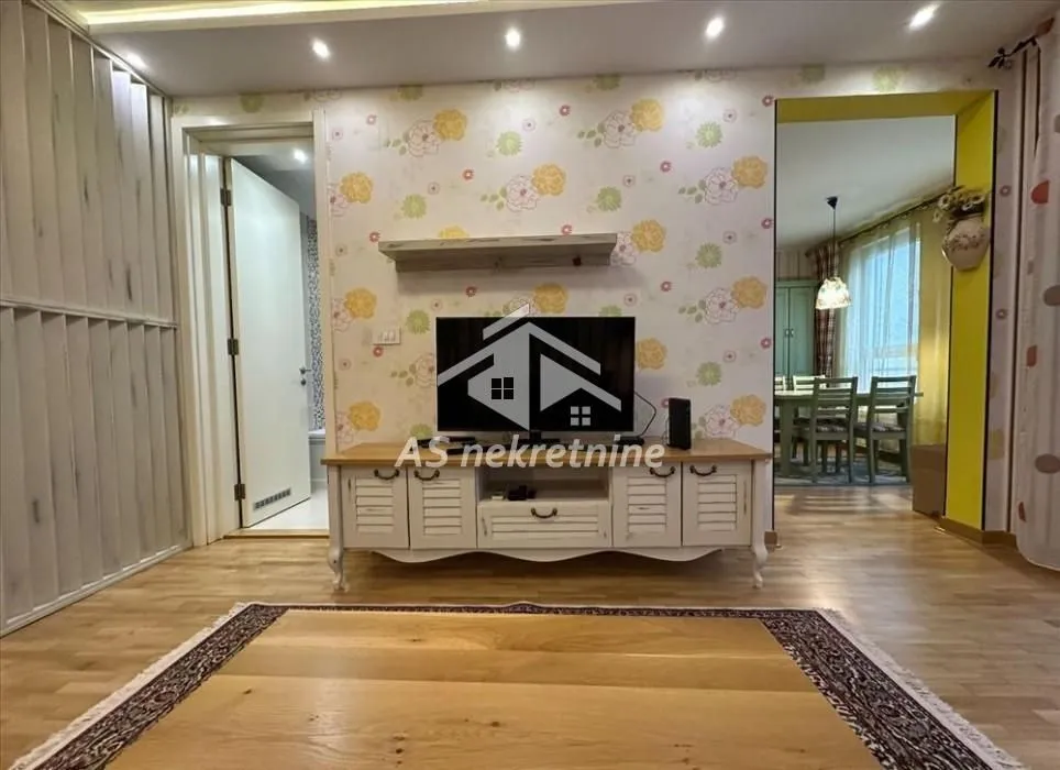 Rent, three bedroom apartment, 102m², Novi Beograd Blok 67, Novi Beograd Sve Podlokacije