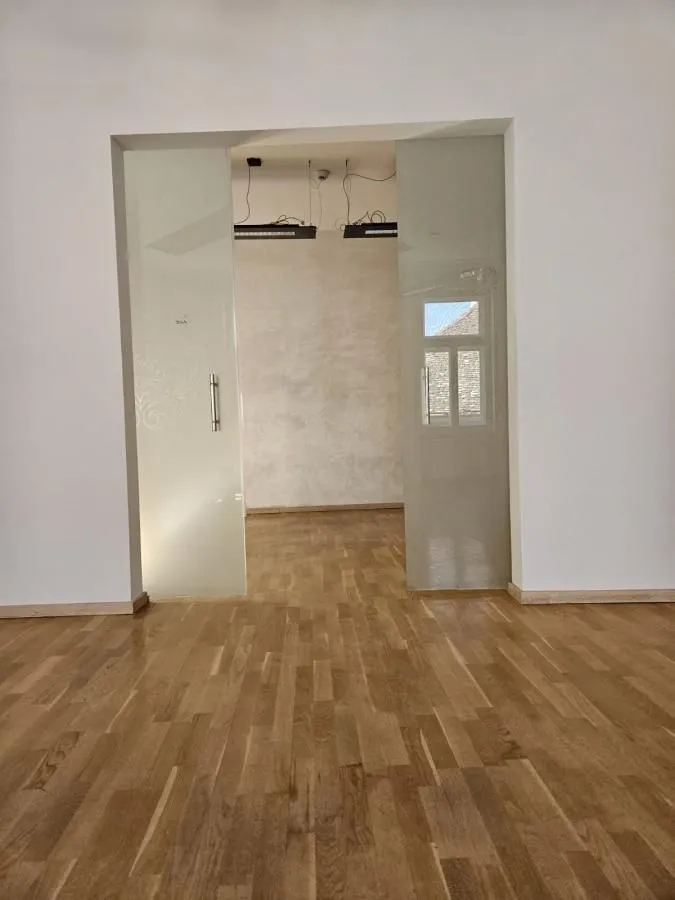 Rent, office space, 360m², Centar, Novi Sad