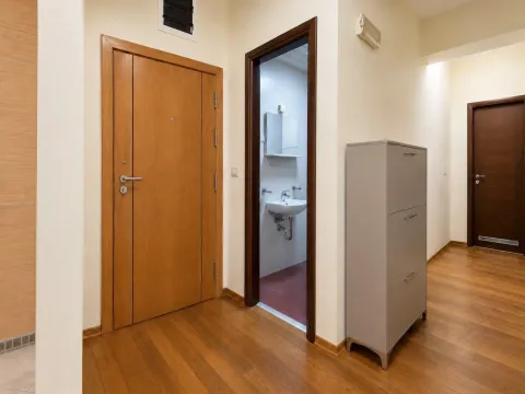 Rent, two bedroom apartment, 72m², Krivi Most, Podgorica - image 5