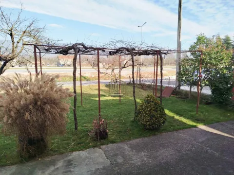 Sale, house, 208m², Grlić, Danilovgrad - image 3