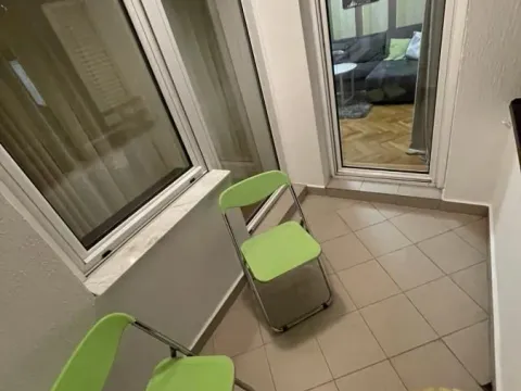 Izdavanje, jednosoban stan, 40m², Stari Grad, Beograd - image 5