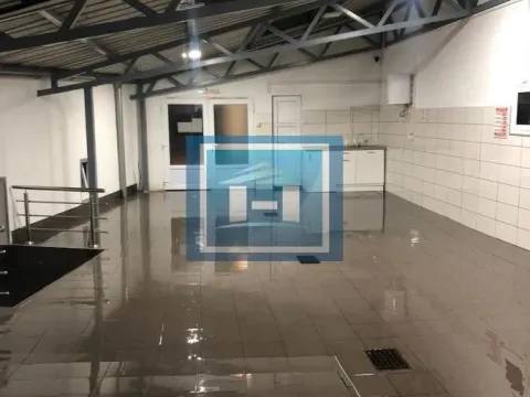 Izdavanje, poslovni prostor, 320m², Grad Stalać, Ćićevac - image 1