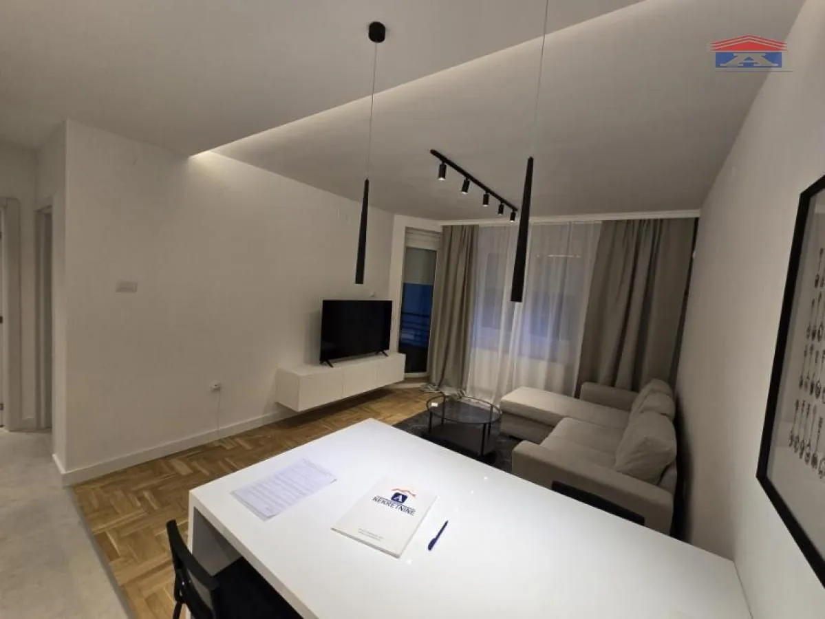 Rent, one bedroom apartment, 40m², Grbavica, Novi Sad Sve Podlokacije