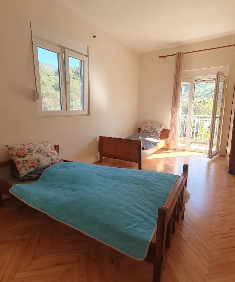 Prodaja, kuća, 450m², Zelenika, Herceg Novi