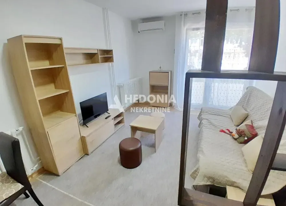 Prodaja, stan, 28m², Zemun Sve Podlokacije, Beograd