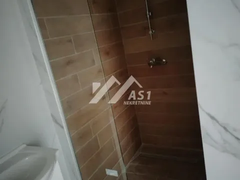 Prodaja, trosoban stan, 67m², Petrovaradin, Novi Sad - image 3