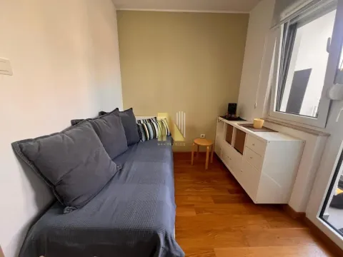 Rent, studio apartment, 29m², Centar, Novi Sad - image 5