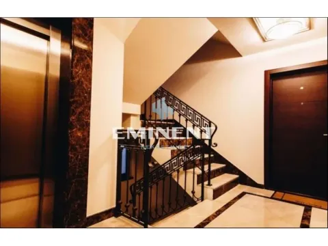 Rent, apartment, 65m², Vračar Sve Podlokacije, Beograd - image 16