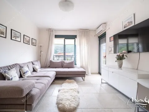 Sale, one bedroom apartment, 42m², Dobrota, Kotor - image 3