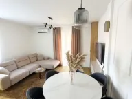 Izdavanje, dvosoban stan, 64m², Cetinje, Crna Gora - image 10