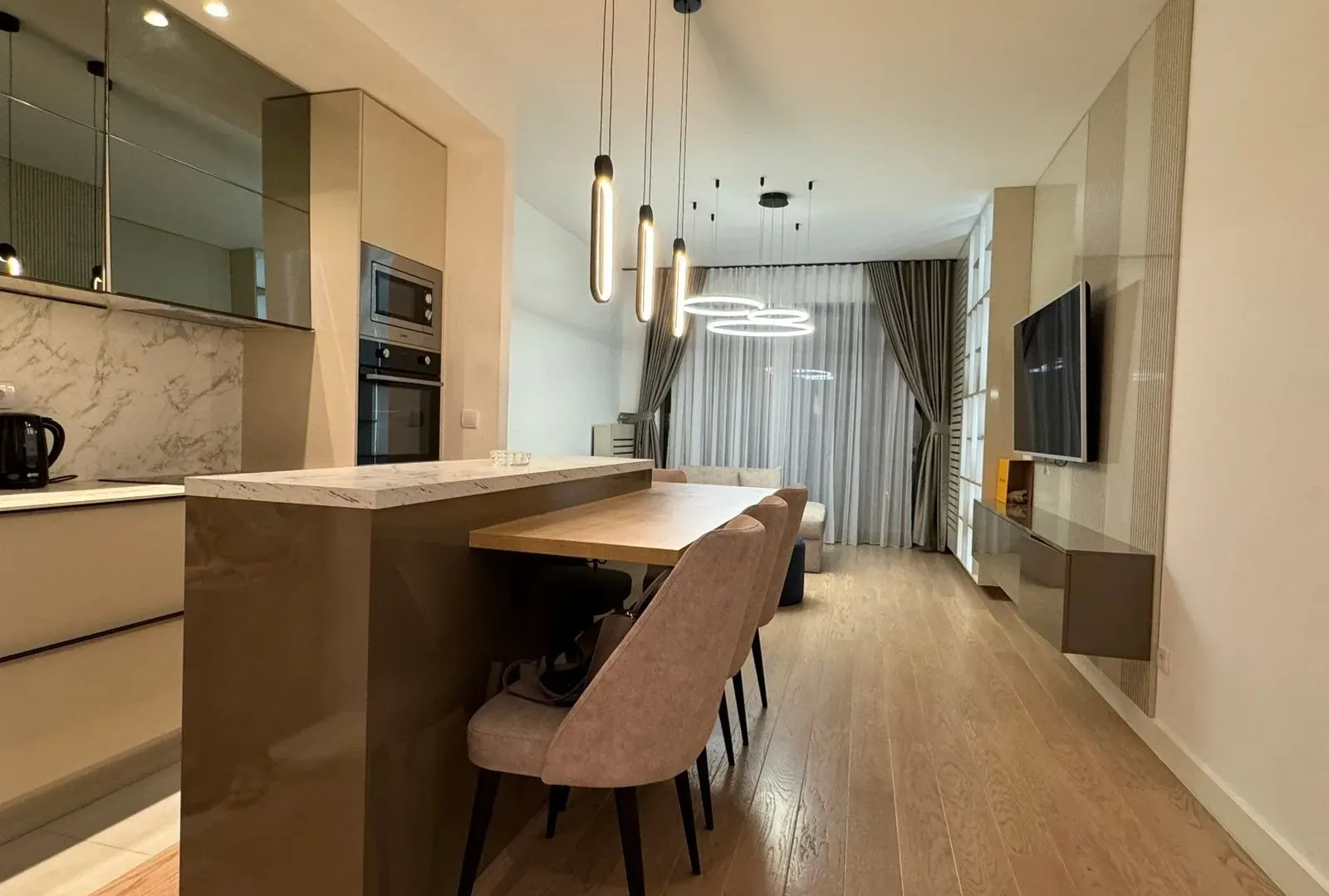 Sale, three bedroom apartment, 81m², Beograd Na Vodi, Beograd