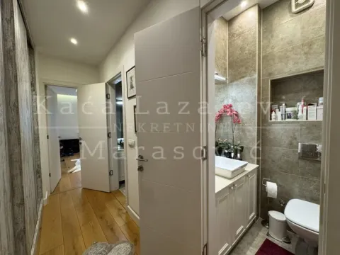 Prodaja, trosoban stan, 95m², Stari Grad, Beograd - image 13