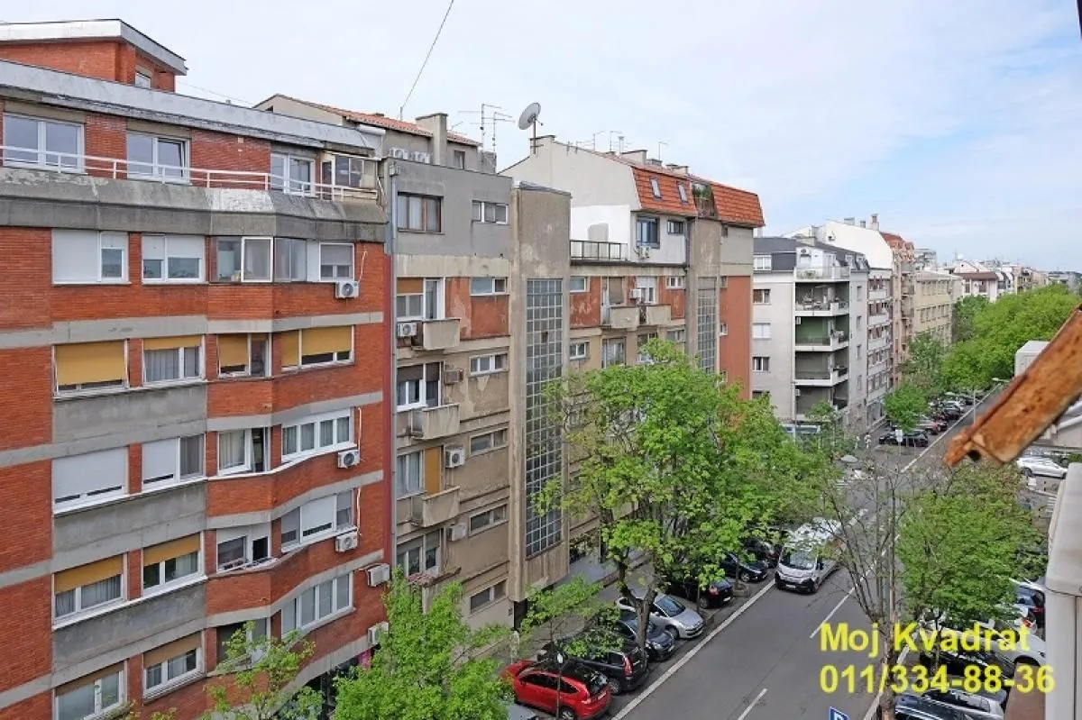 Prodaja, dvosoban stan, 55m², Kalenić Pijaca, Vračar Sve Podlokacije