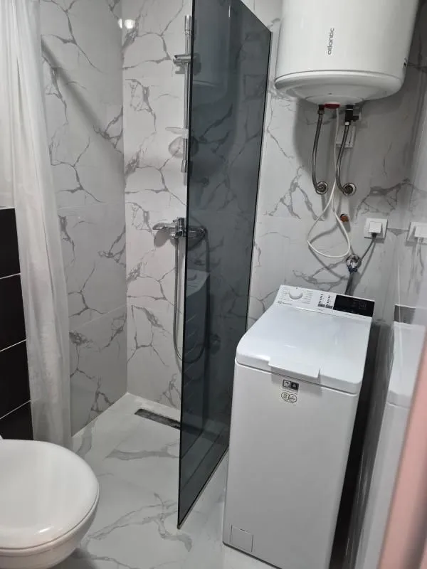 Prodaja, jednosoban stan, 46m², Lazi, Budva