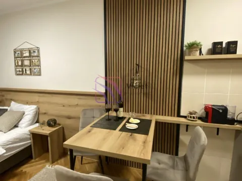 Sale, house, 22m², Blok 6, Podgorica - image 2