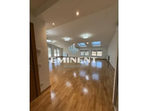 Rent, three bedroom apartment, 130m², Savski Venac, Beograd - image 1