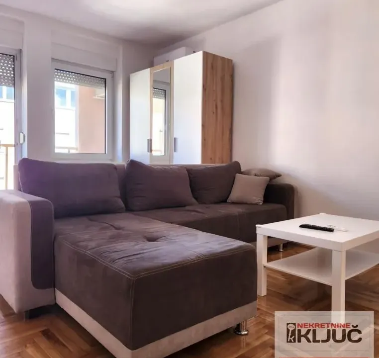 Rent, one bedroom apartment, 56m², Grbavica, Novi Sad Sve Podlokacije