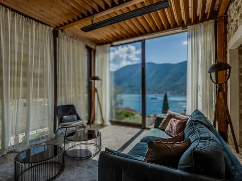 Prodaja, kuća, 258m², Perast, Kotor - image 2