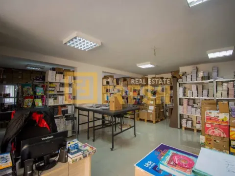 Sale, office space, 280m², Gorica C, Podgorica - image 17