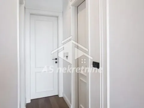 Izdavanje, stan, 232m², Banovo Brdo, Beograd - image 10