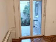 Izdavanje, trosoban stan, 80m², Lion, Zvezdara Sve Podlokacije - image 1