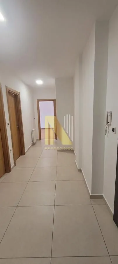 Prodaja, trosoban stan, 64m², Stari Majur, Petrovaradin