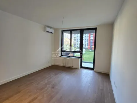 Prodaja, dvosoban stan, 54m², Savski Venac, Beograd - image 2