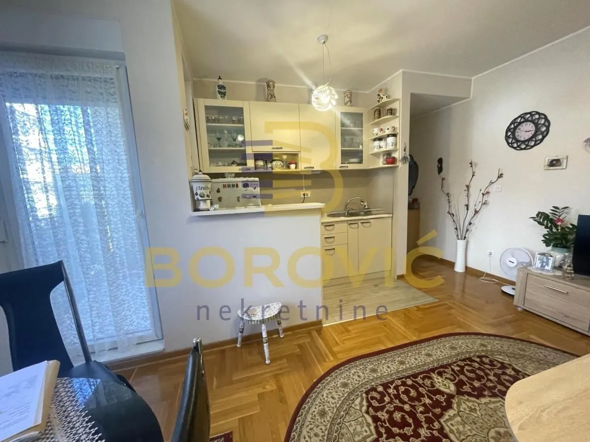Sale, two bedroom apartment, 45m², Cvetkova Pijaca, Zvezdara Sve Podlokacije