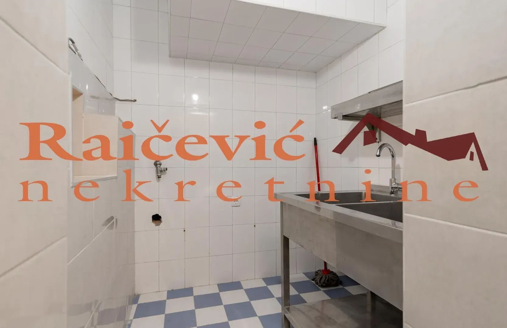 Sale, office space, 210m², Stari Grad, Beograd