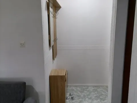 Rent, one bedroom apartment, 50m², Petrovac, Budva - image 11