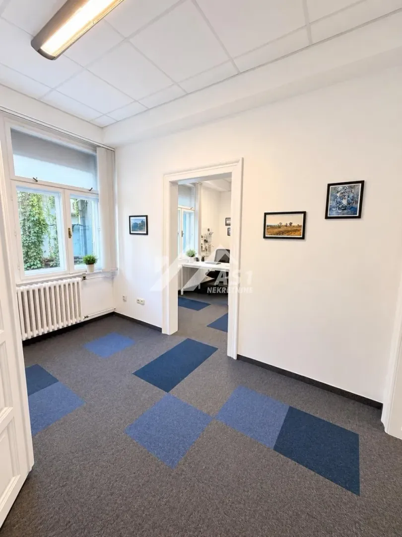 Rent, office space, 300m², Novi Sad Sve Podlokacije, Novi Sad