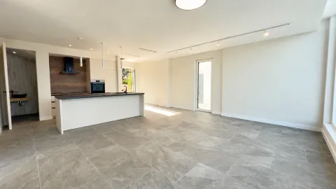 Prodaja, dvosoban stan, 119m², Krašići, Tivat - image 12