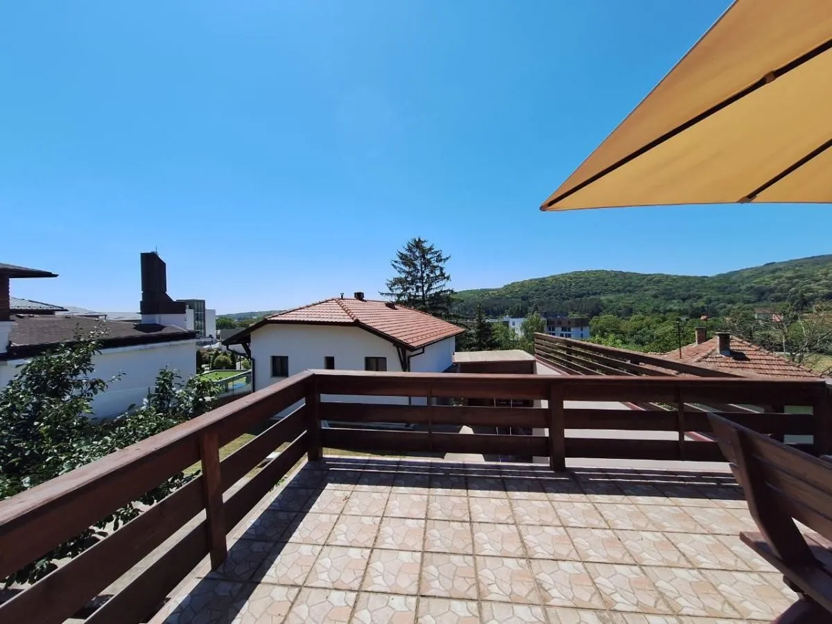 Sale, house, 253m², Banja Vrdnik, Irig