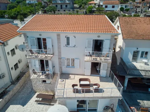 Prodaja, kuća, 245m², Tivat, Crna Gora - image 2