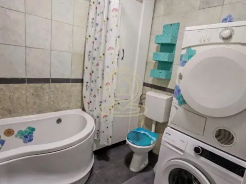 Izdavanje, četvorosoban stan, 120m², Petlovo Brdo, Beograd - image 7