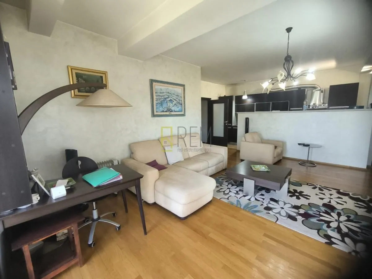 Prodaja, dvosoban stan, 82m², Preko Morače, Podgorica
