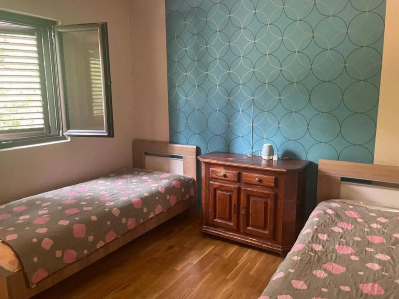 Sale, two bedroom apartment, 78m², Lazi, Budva