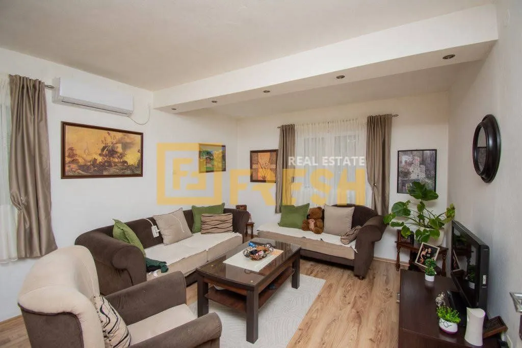 Prodaja, kuća, 160m², Zeta, Podgorica