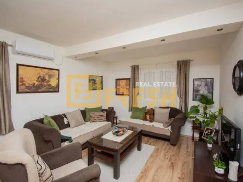 Prodaja, kuća, 160m², Zeta, Podgorica - image 5