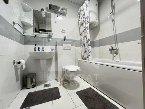 Rent, two bedroom apartment, 75m², City Kvart, Podgorica - image 11