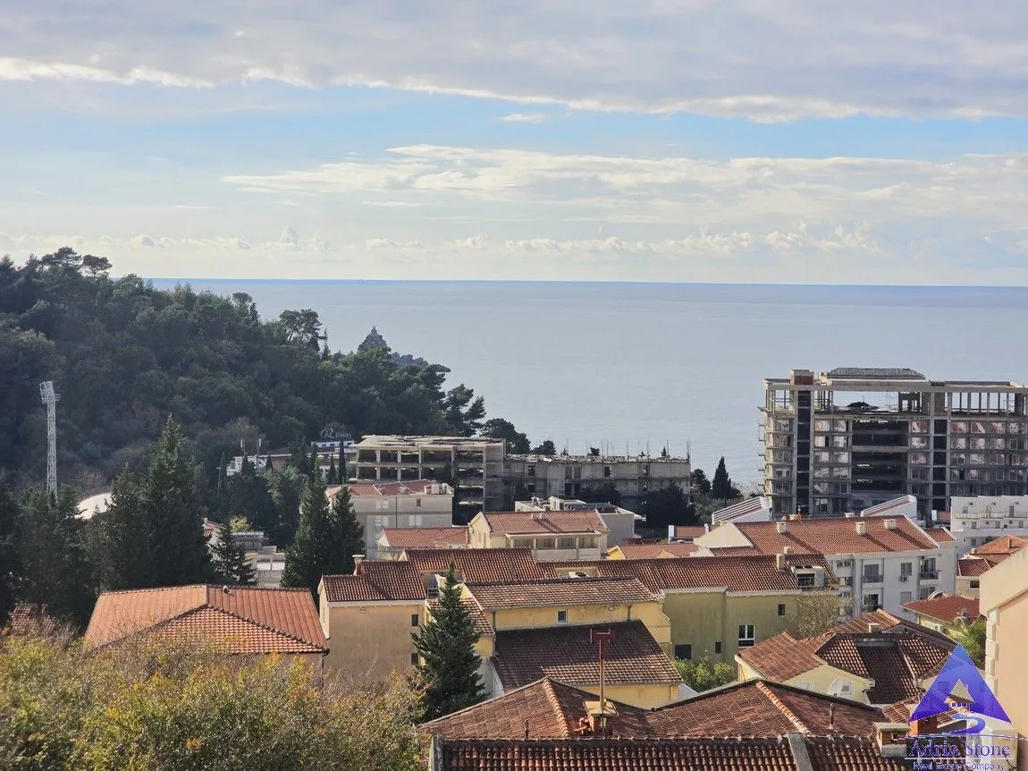 Sale, two bedroom apartment, 54m², Petrovac, Budva