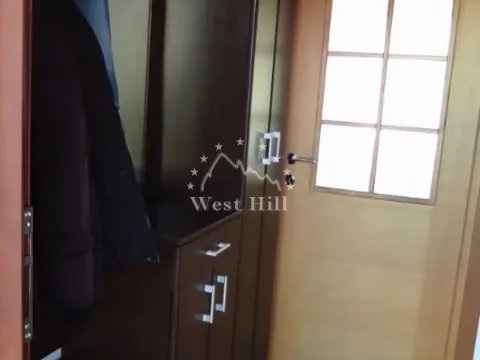 Prodaja, kuća, 163m², Cetinje, Crna Gora - image 2