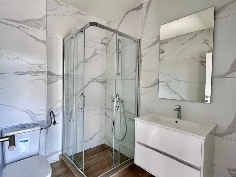 Prodaja, stan, 50m², Herceg Novi, Crna Gora - image 10