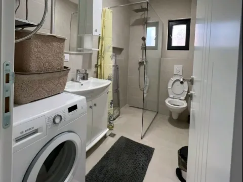 Izdavanje, dvosoban stan, 100m², Igalo-Petlja, Herceg Novi - image 7