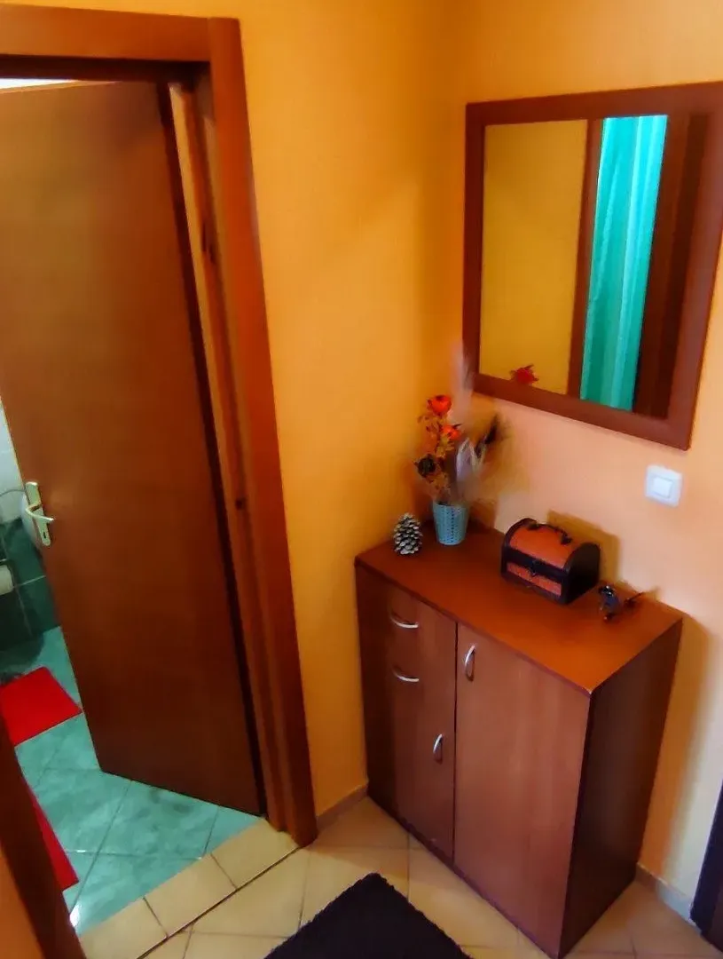 Rent, one bedroom apartment, 40m², Stari Aerodrom, Podgorica