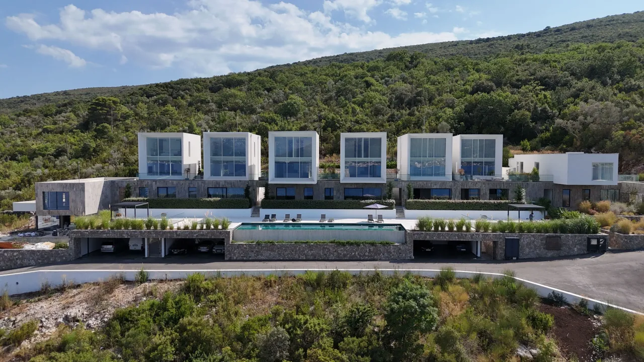 Sale, two bedroom apartment, 119m², Krašići, Tivat