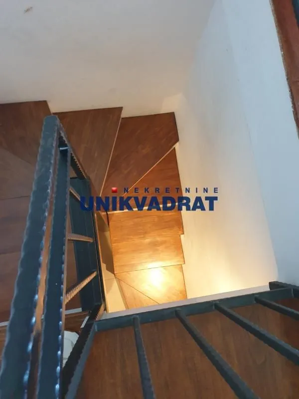 Prodaja, četvorosoban stan, 123m², Čukarica, Beograd