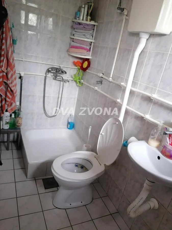 Prodaja, kuća, 292m², Sremska Kamenica, Petrovaradin
