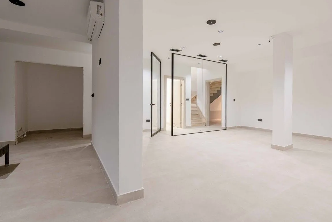 Sale, house, 240m², Kamenovo, Budva