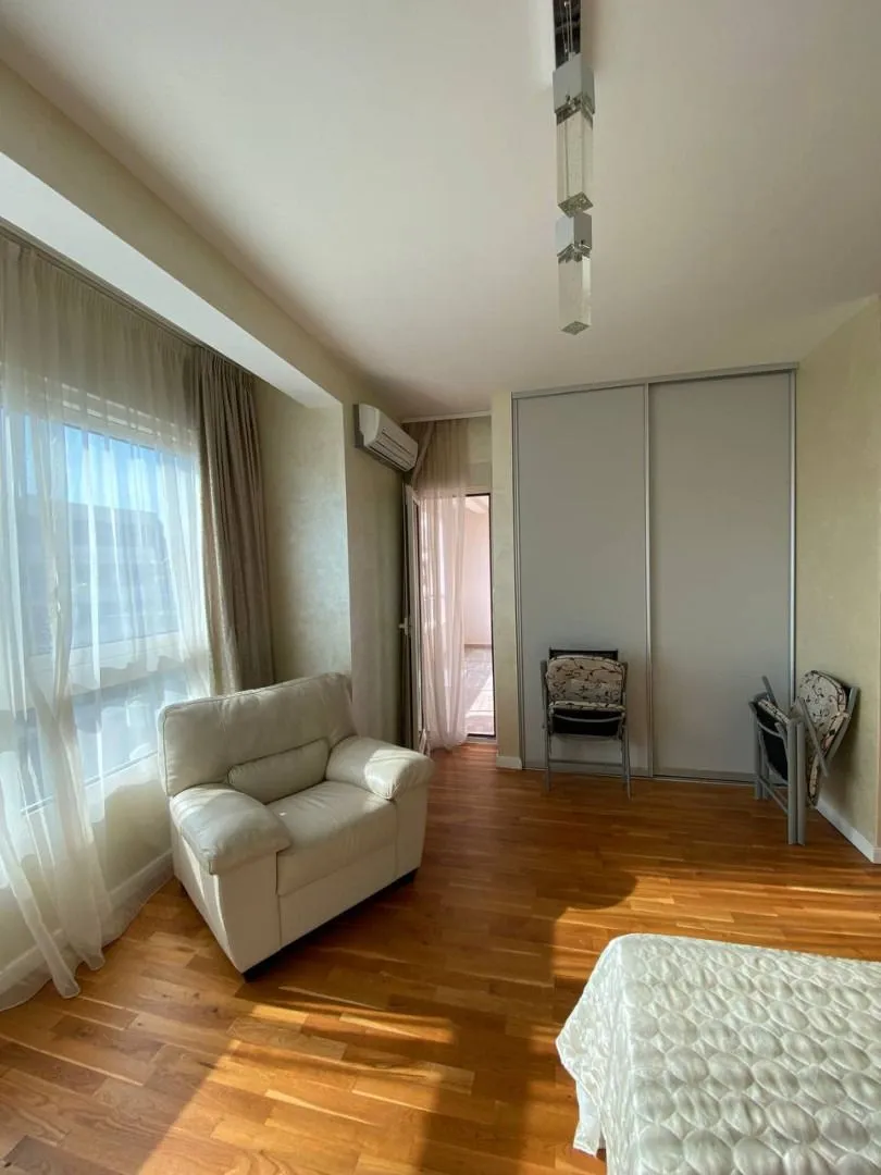 Sale, three bedroom apartment, 115m², Bečići, Budva